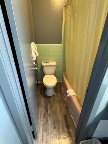 Pratt Budget Inn Ngoại thất bức ảnh